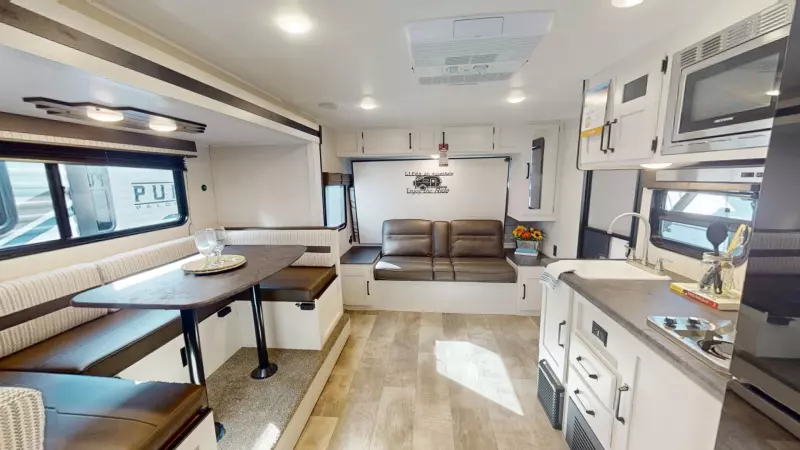 18BHX Floorplan Main Room