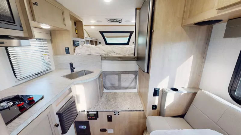 HS-750 Floorplan Main Room